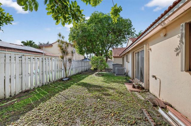 1306 NW 125th Ter, Sunrise, FL 33323