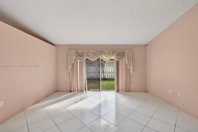 1306 NW 125th Ter, Sunrise, FL 33323