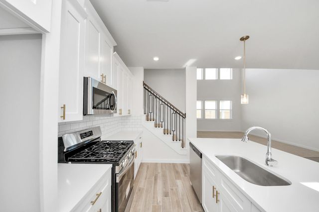 2415 Outpost Canyon Drive, Arcola, TX 77583