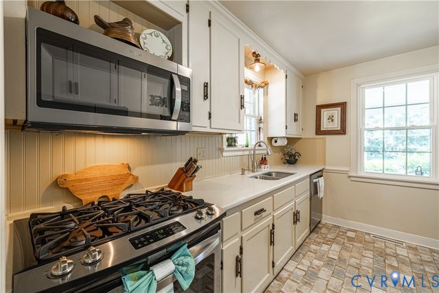 1107 Ridgecrest Dr, Henrico, VA 23229