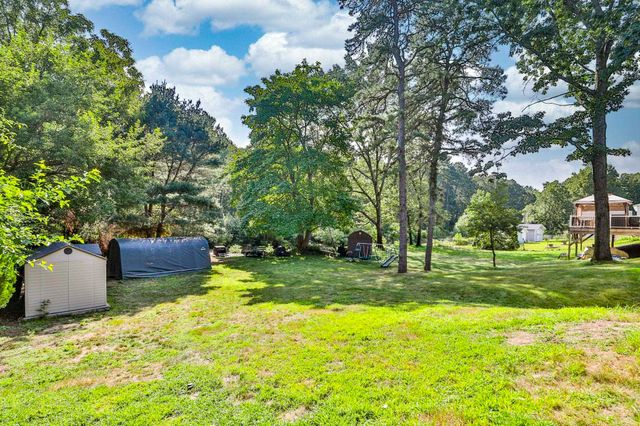 42 Elgin Street, Nashua, NH 03060