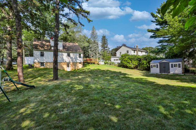 42 Elgin Street, Nashua, NH 03060