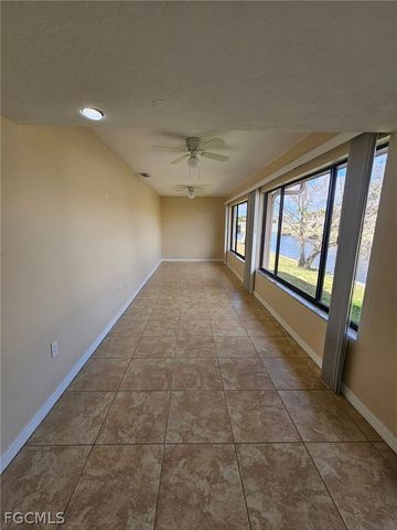 1221 SE 46th LN L, Cape Coral, FL 33904