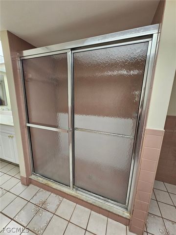 1221 SE 46th LN L, Cape Coral, FL 33904