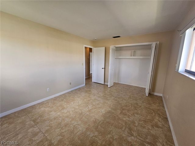 1221 SE 46th LN L, Cape Coral, FL 33904