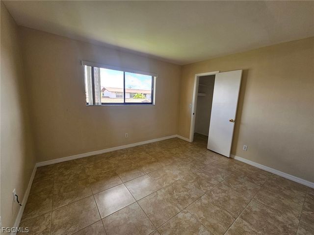 1221 SE 46th LN L, Cape Coral, FL 33904