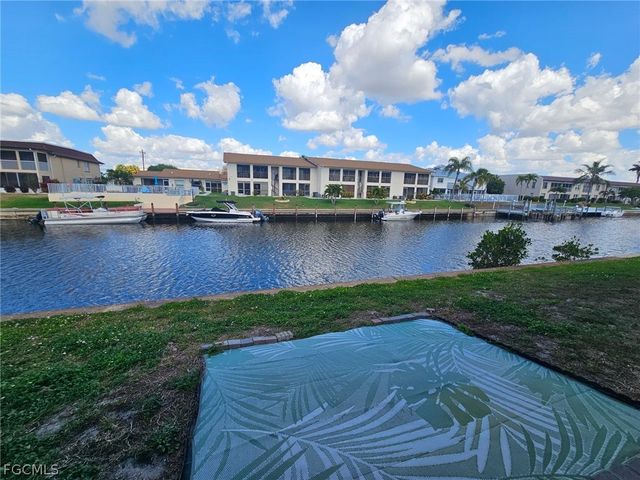 1221 SE 46th LN L, Cape Coral, FL 33904