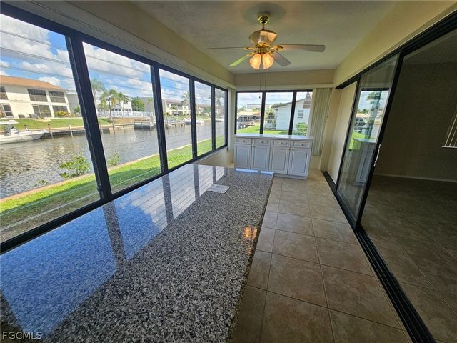 1221 SE 46th LN L, Cape Coral, FL 33904