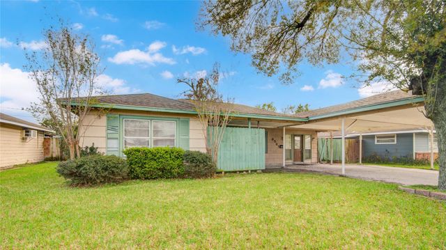 8565 Ridgepoint Drive, Houston, TX 77055