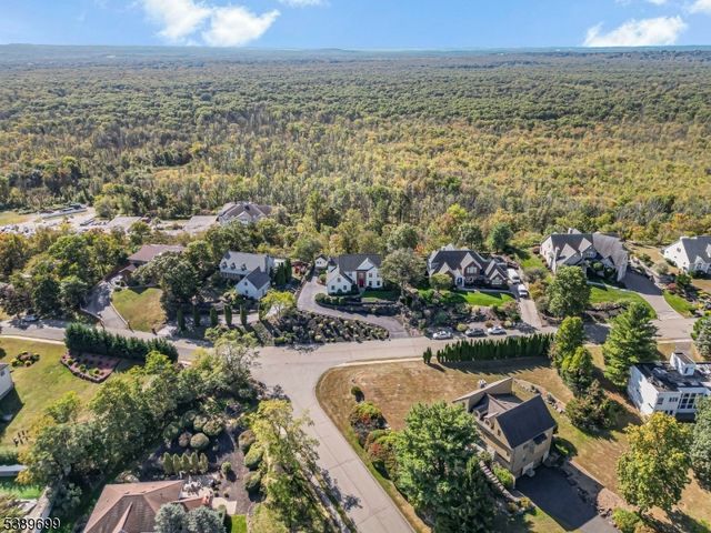 35 Rosenbrook Dr, Lincoln Park Boro, NJ 07035