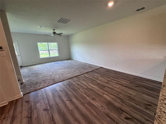 152 Banjo Trail, Newark, TX 76071
