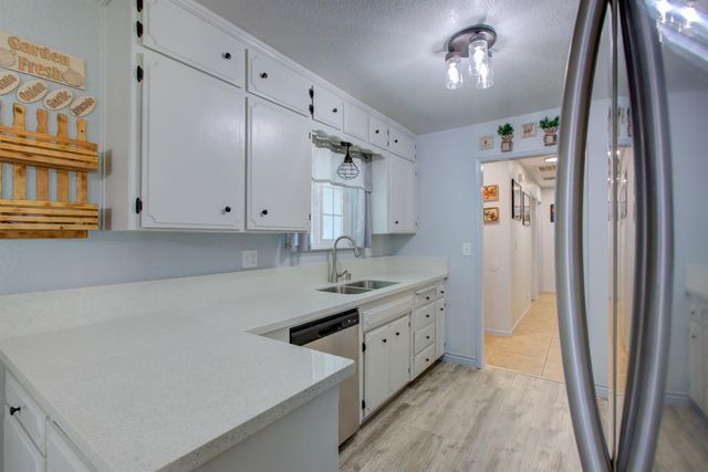 1561 Riechel Ave, Atwater, CA 95301