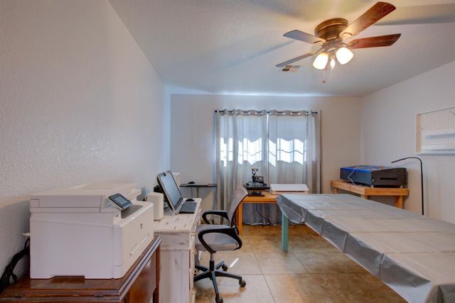 1561 Riechel Ave, Atwater, CA 95301