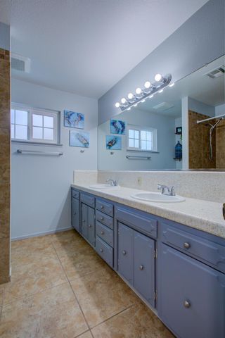 1561 Riechel Ave, Atwater, CA 95301