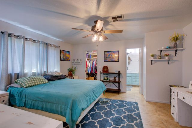 1561 Riechel Ave, Atwater, CA 95301