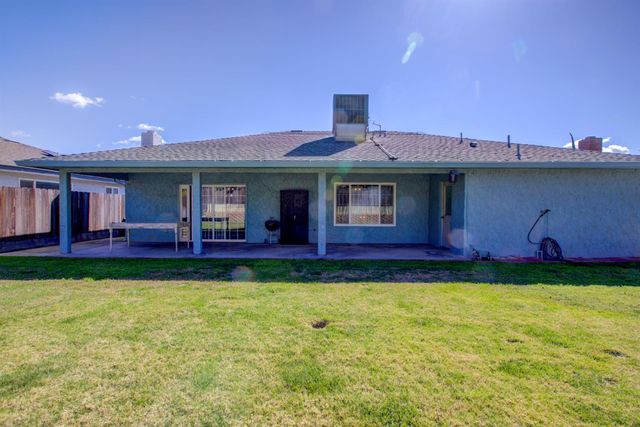 1561 Riechel Ave, Atwater, CA 95301