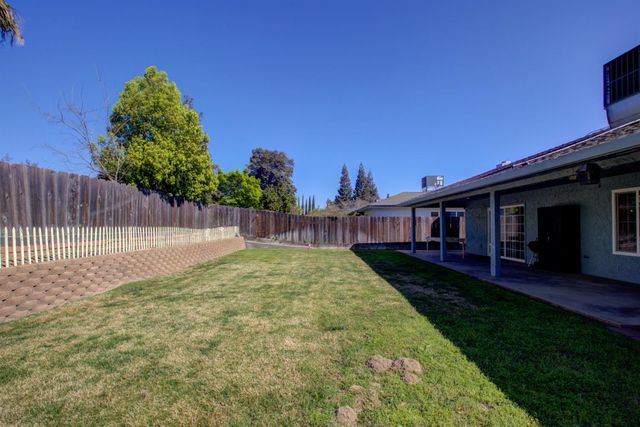 1561 Riechel Ave, Atwater, CA 95301