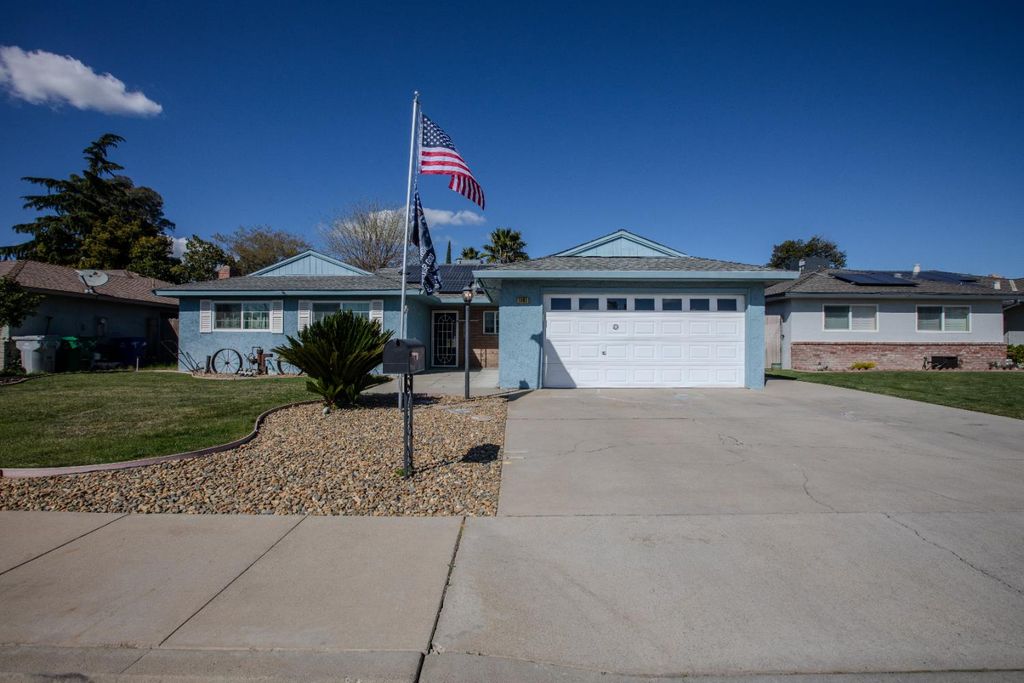 1561 Riechel Ave, Atwater, CA 95301