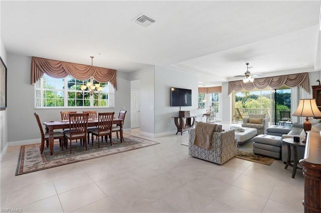 4620 Winged Foot CT # 201, Naples, FL 34112