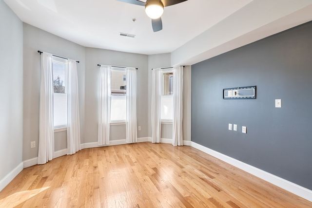 995 Dorchester Ave 1, Boston, MA 02125