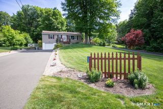 154 Meeting House Hill Road, Durham, CT 06422