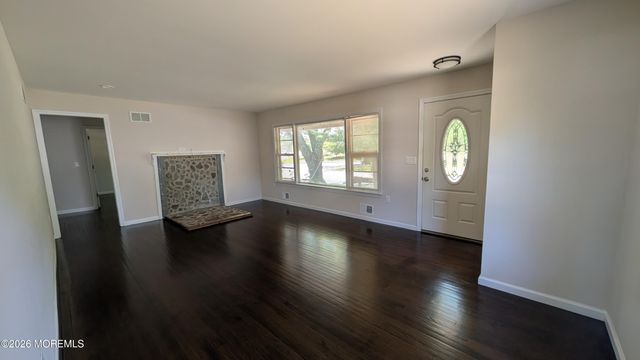 509 Stone Road, Union Beach, NJ 07735
