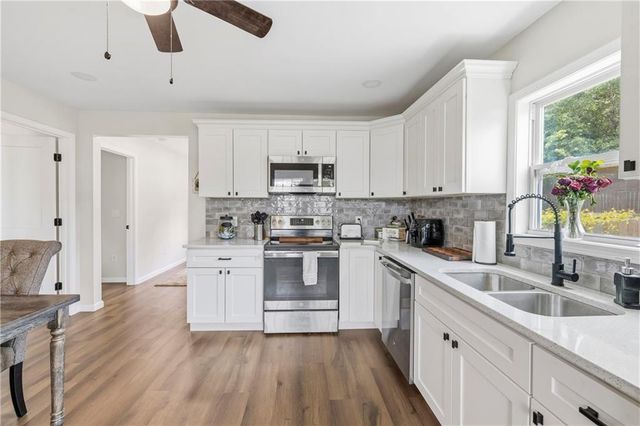 156 Pine Avenue, Commerce, GA 30529