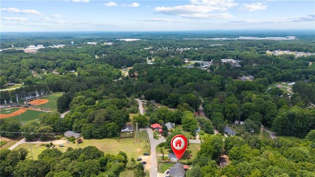 156 Pine Avenue, Commerce, GA 30529