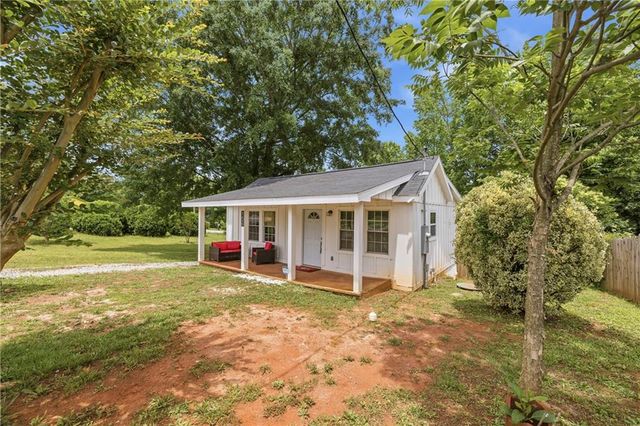 156 Pine Avenue, Commerce, GA 30529
