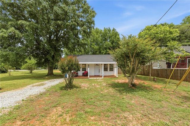 156 Pine Avenue, Commerce, GA 30529