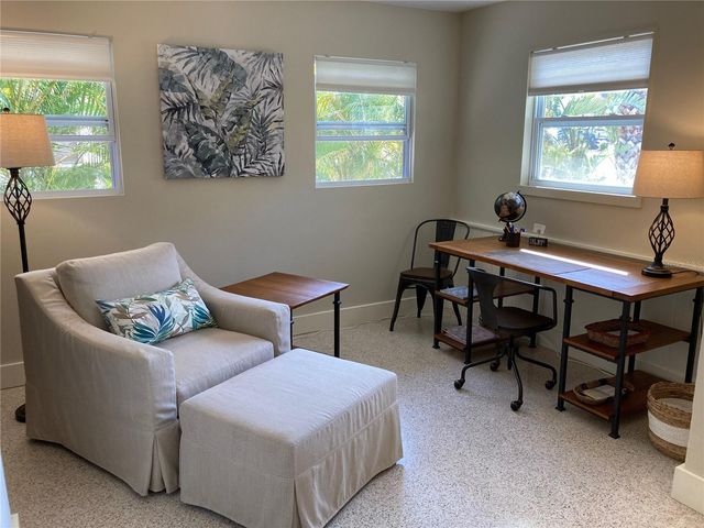 1415 S SCHOOL AVENUE, Sarasota, FL 34239