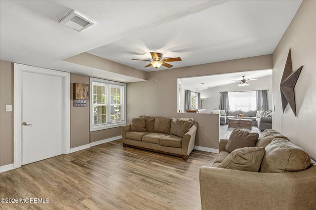 22 Ethan Allen Road, Freehold, NJ 07728