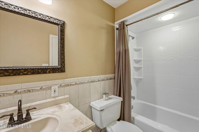 22 Ethan Allen Road, Freehold, NJ 07728