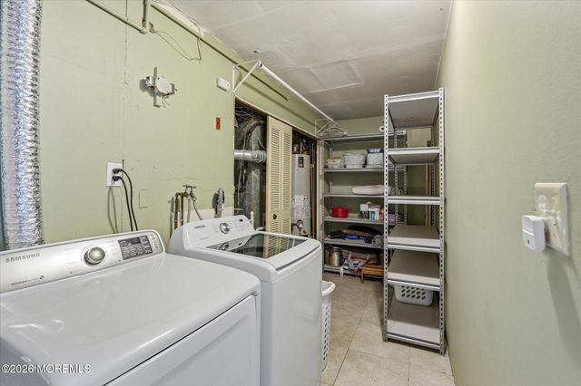 22 Ethan Allen Road, Freehold, NJ 07728
