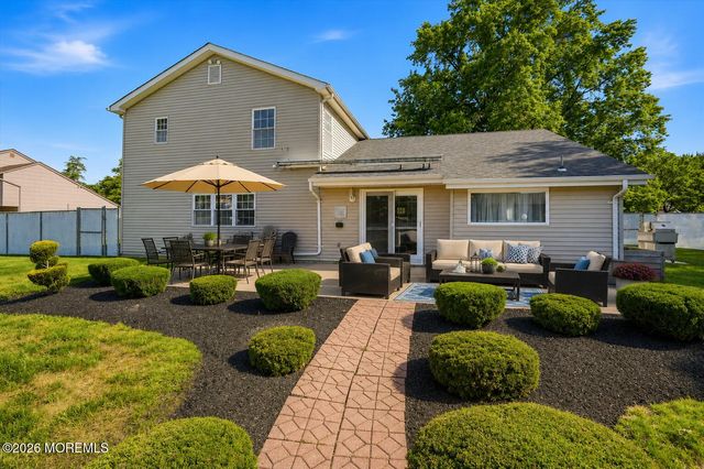 22 Ethan Allen Road, Freehold, NJ 07728