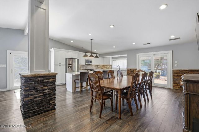 22 Ethan Allen Road, Freehold, NJ 07728