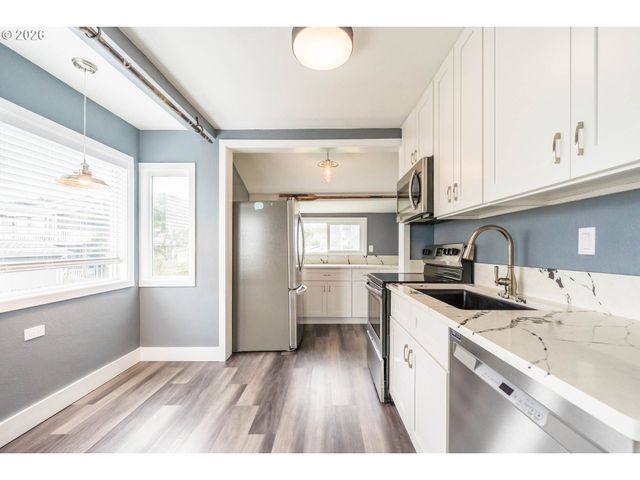 3310 Nw JETTY Ave 2, Lincoln City, OR 97367
