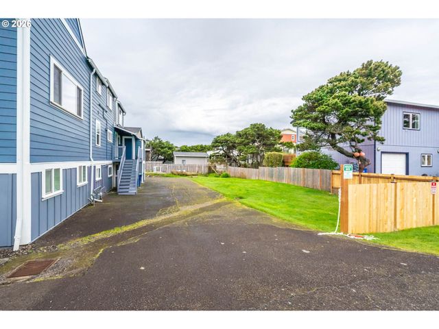 3310 Nw JETTY Ave 2, Lincoln City, OR 97367