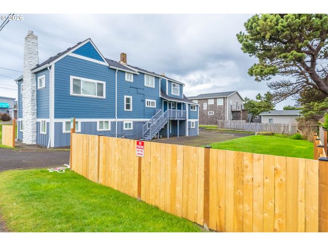3310 Nw JETTY Ave 2, Lincoln City, OR 97367