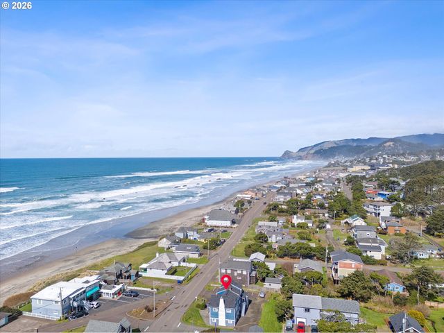 3310 Nw JETTY Ave 2, Lincoln City, OR 97367