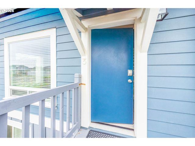 3310 Nw JETTY Ave 2, Lincoln City, OR 97367