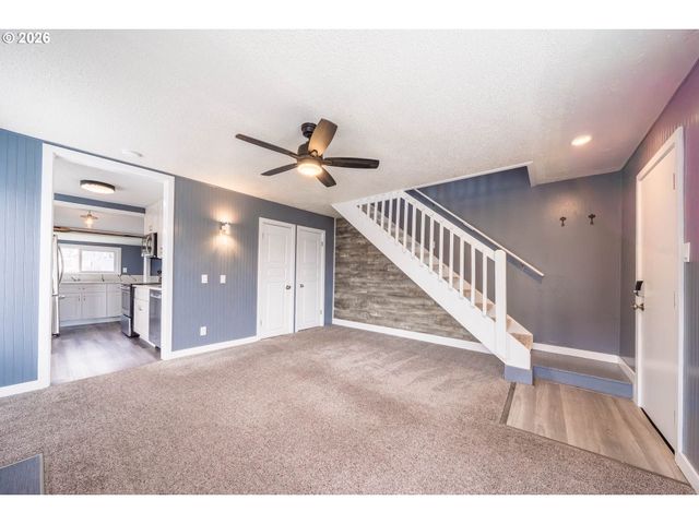 3310 Nw JETTY Ave 2, Lincoln City, OR 97367
