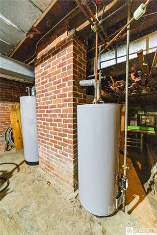 3728 Route 83, Pomfret, NY 14063