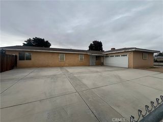 15558 Del Rey, Victorville, CA 92395