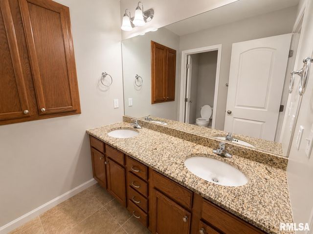 7010 N BUCKEYE Drive, Edwards, IL 61528