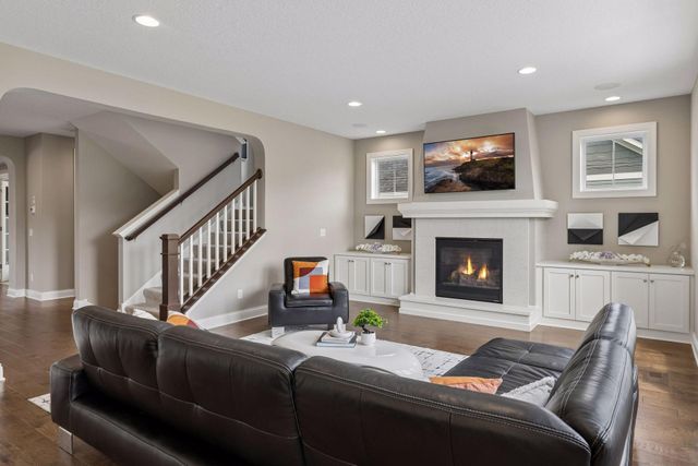4662 165th Street W, Lakeville, MN 55044