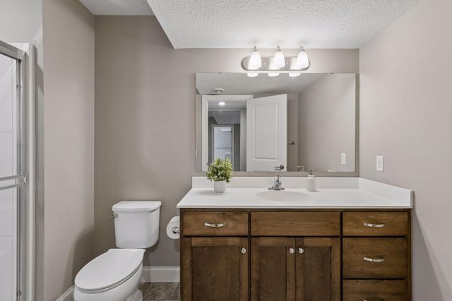 4662 165th Street W, Lakeville, MN 55044