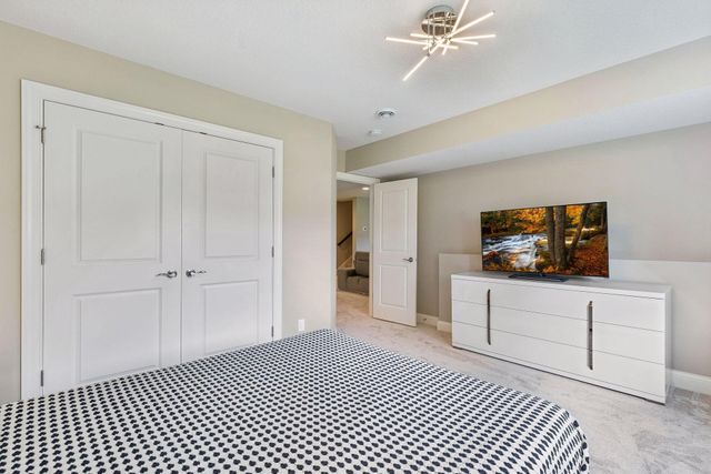 4662 165th Street W, Lakeville, MN 55044