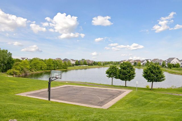 4662 165th Street W, Lakeville, MN 55044