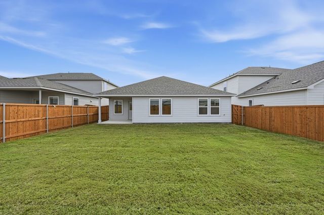 2305 Buffalo Bayou Way, Crandall, TX 75114